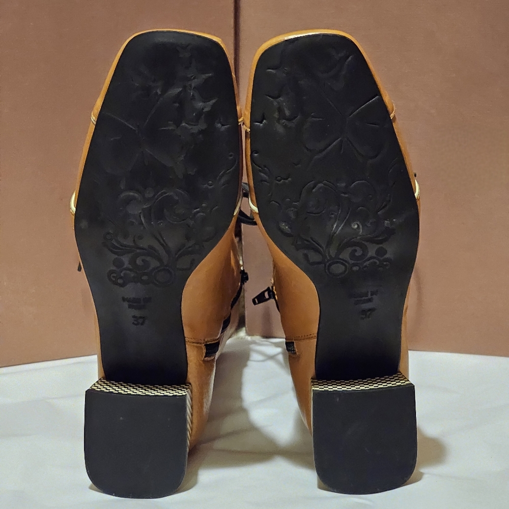 Mod Shoes The Gina in French Mustard Soft Leather size 6 - Picture 9 of 10